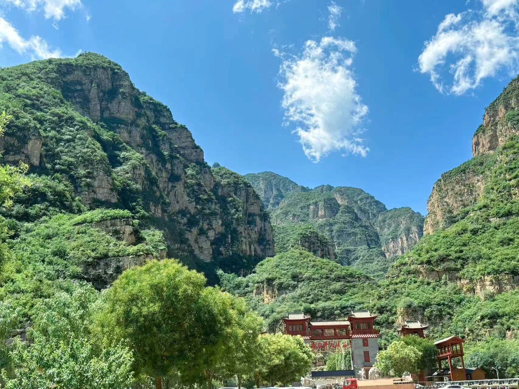 雁翅镇2024旅游文化节再起航  南石洋大峡谷景区开业新面貌