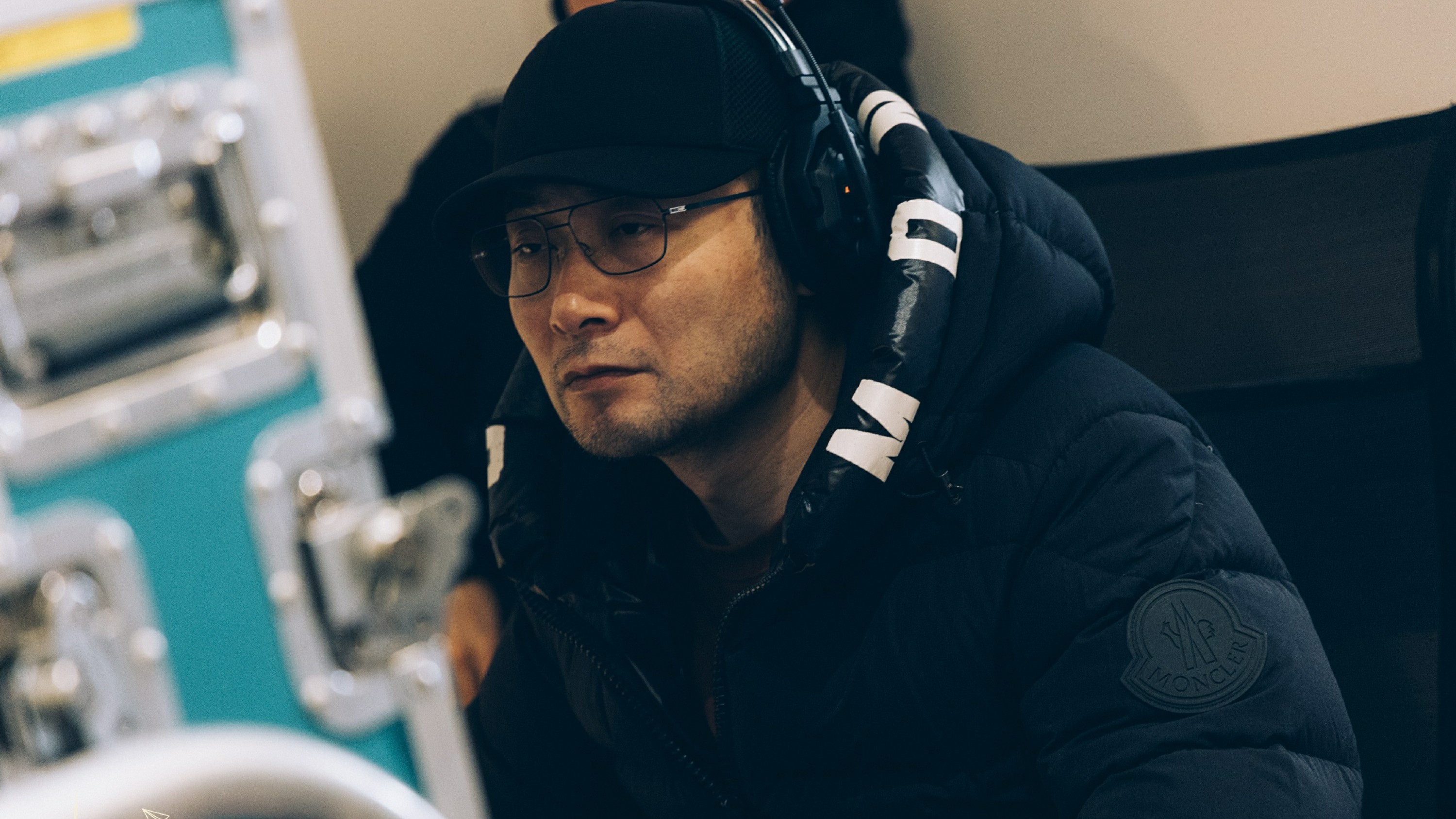 武洪武导演悬疑剧爱奇艺全网独播王志文姜武上演迷雾追凶 