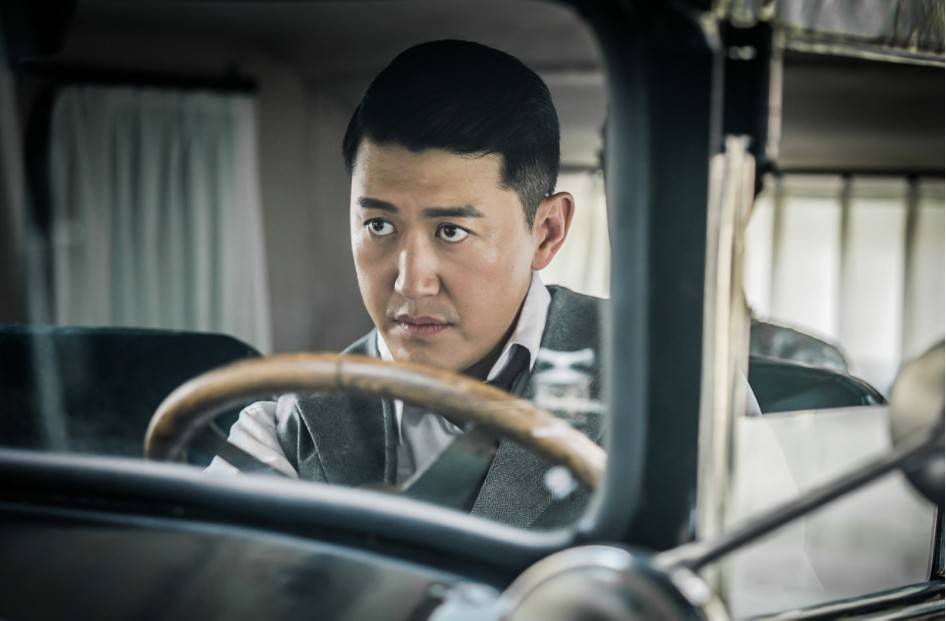赵龙豪：从“反派专业户”到“中国式父亲”的演技突围 