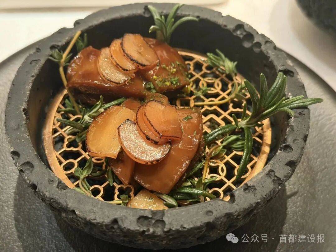 北京国贸大酒店携手东来顺探索中西融合食趣 